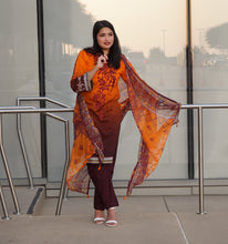 Load image into Gallery viewer, Gradient 3-Piece Lawn Suit - Beaded &amp; Embroidered Neckline w/ Chiffon Dupatta